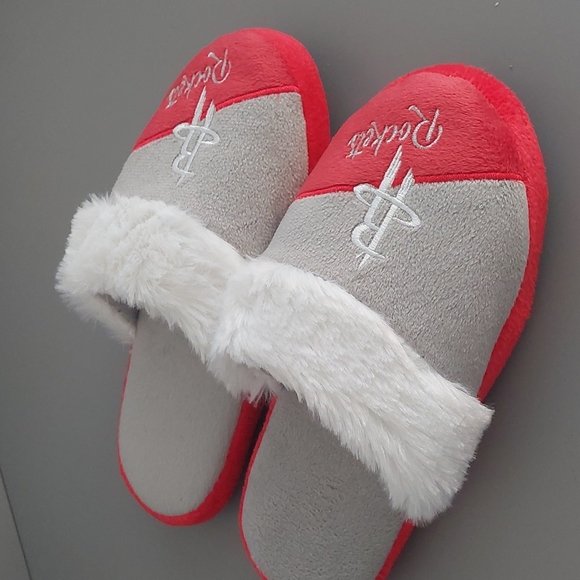 NBA Houston Rockets Slippers - Picture 4 of 4